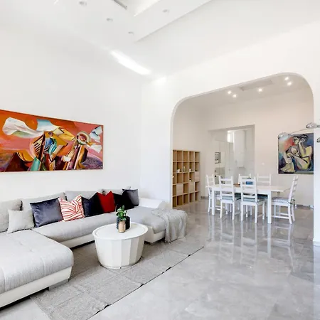 Walk To Vaci Street - Live In Lux Designer Apartment