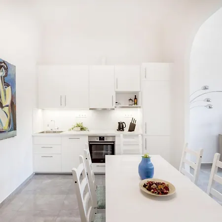 Walk To Vaci Street - Live In Lux Designer Apartment