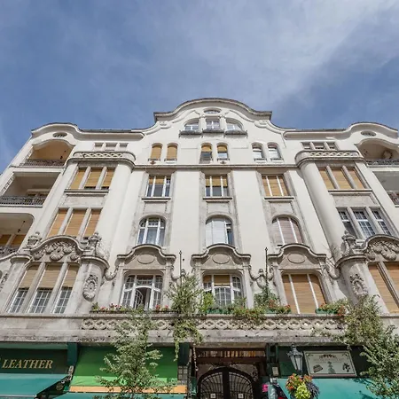 Walk To Vaci Street - Live In Lux Designer Apartment Budapest
