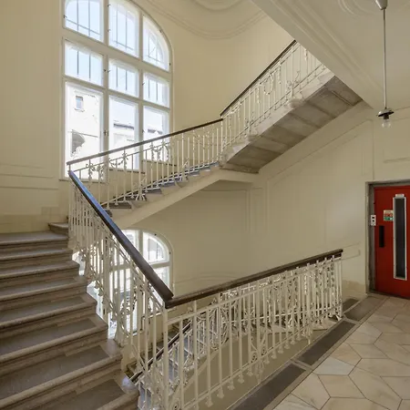 Walk To Vaci Street - Live In Lux Designer Apartment